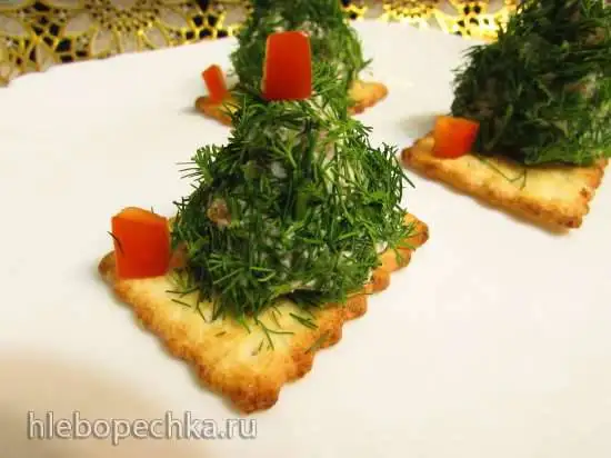 Закуска «Ёлочки на крекере»