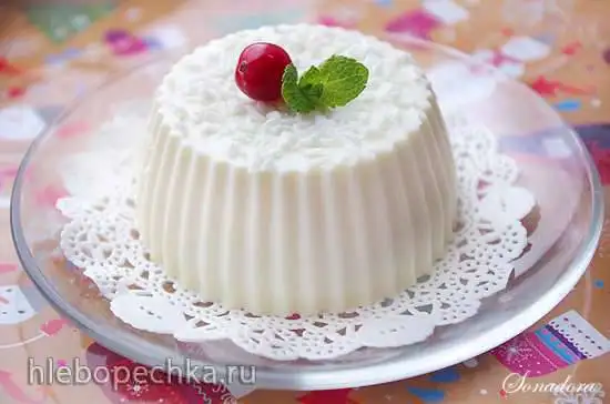 Творожная панакота с конфетами
