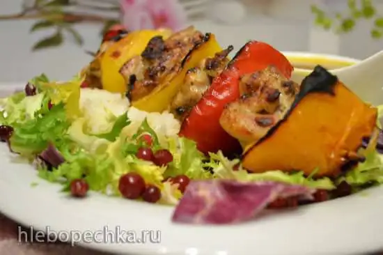 Шашлыки куриные с овощами, с мандариновым соусом запеченные в купольном гриле