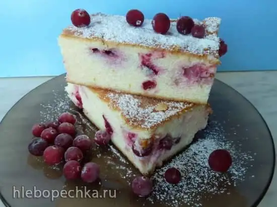 Творожная запеканка с ягодами