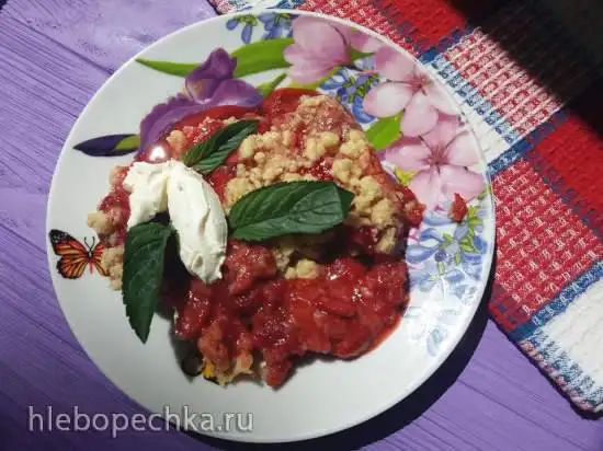 Клубничный крамбл