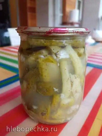 Консервированный огуречный салат от Чучиной мамы