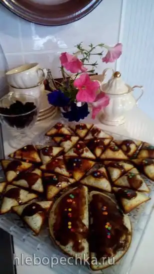 Манник без муки с вяленной сливой и маком