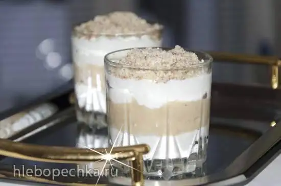 Десерт творожно-банановый с грецким орехом