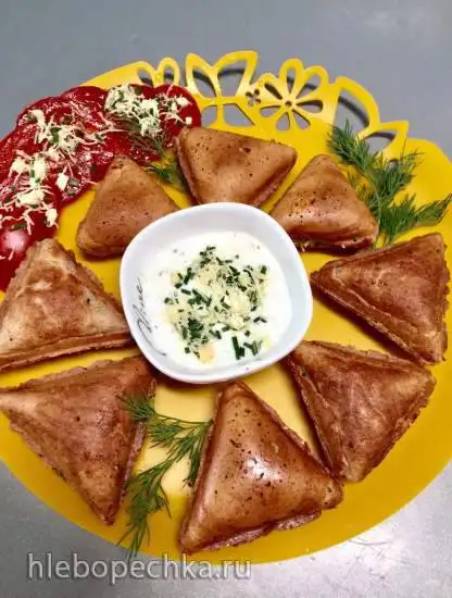Неклассические пирожки с яйцом, зеленым луком и сыром для мечтающих о пирожках