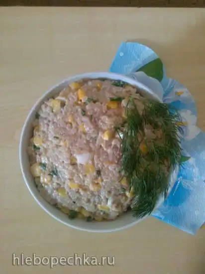 Салат с тунцом