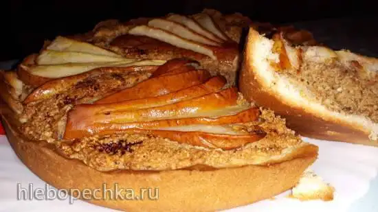 Песочный пирог с грушами и марципаном