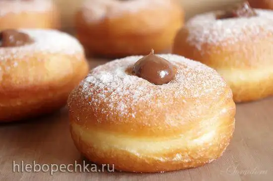 Бомболони - итальянские пончики с кремом