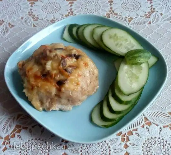 «Лукошки» из рыбного фарша с грибами