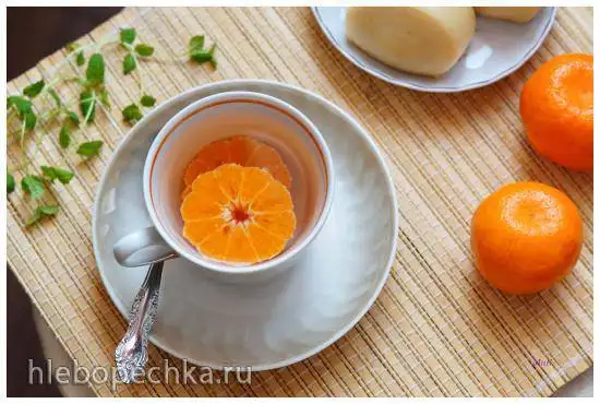 Горячий напиток с мандаринами, мёдом и имбирём