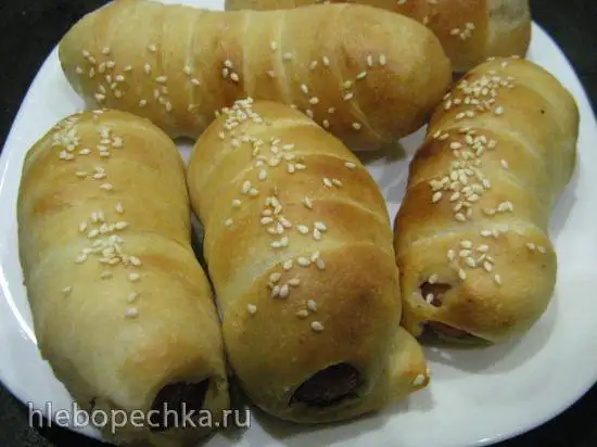 Сосиски в тесте (тесто с оливковым маслом)