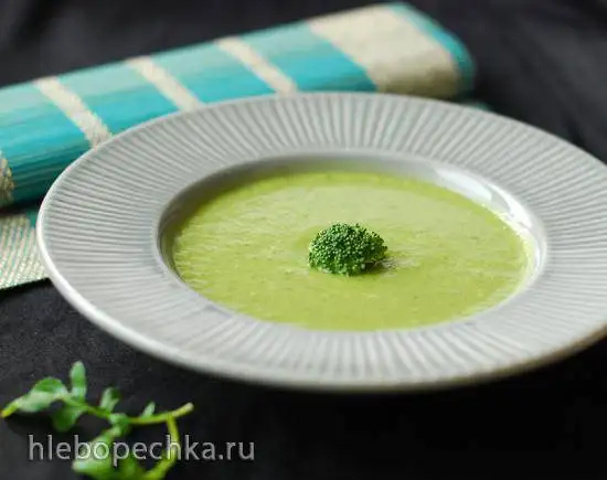 Суп из брокколи с рукколой