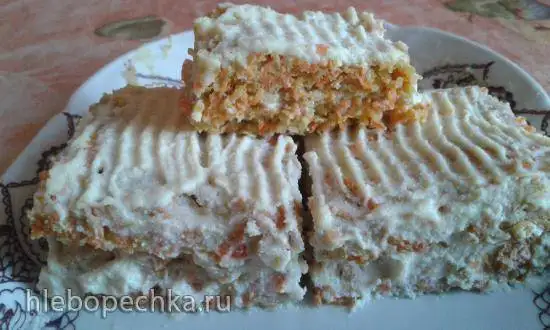 Пирожное с морковью и творожным кремом