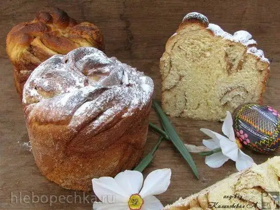 Витой кулич с корицей