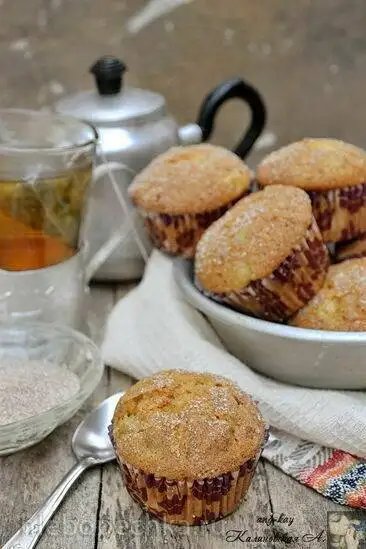 Кексы с орехами и ревенем