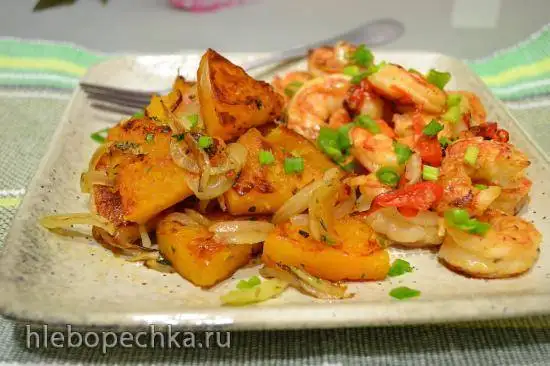 Тыква мускатная жареная с маринованными креветками (в тортиллке)