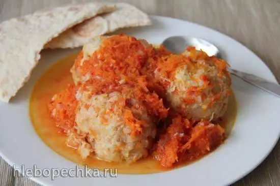 Ленивые голубцы из индейки с лепешками из манной крупы