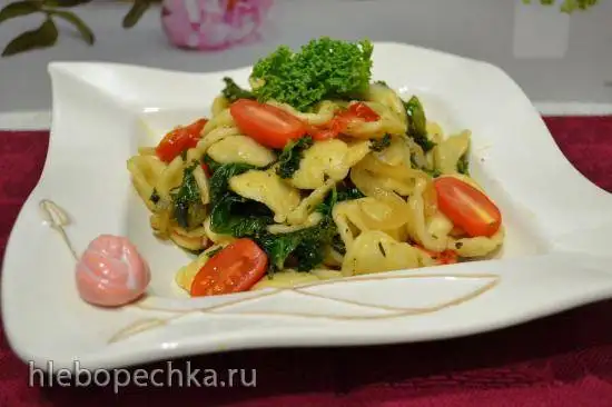 Паста орекьетте с капустой кале и анчоусами
