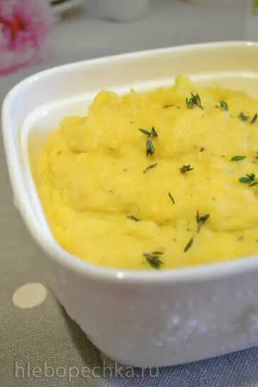Сливочное пюре из репы с кислыми яблоками