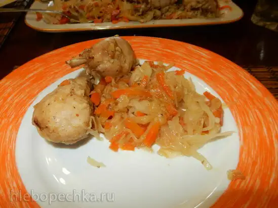 Куриные голени с капустой