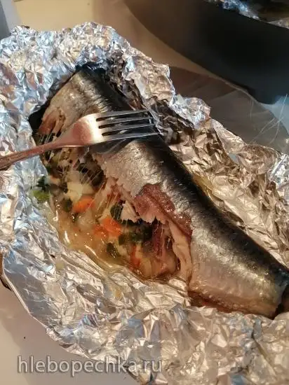 Селёдочка с сыром, запечённая в фольге
