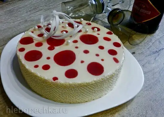 Торт «Ягодный горошек»