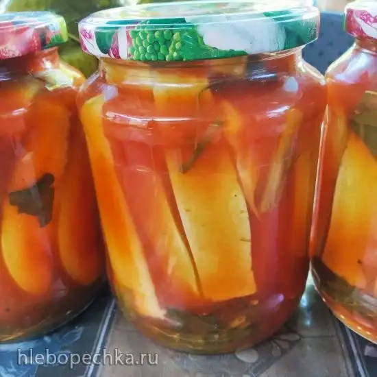 Маринованнные пикантные кабачки «Кровавая Мэри»