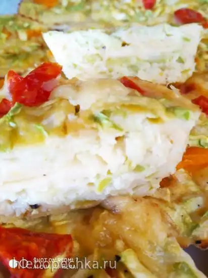 Кабачковые маффины с помидором и твердым сыром