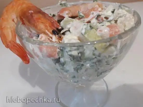 Салат с креветками и творожным сыром