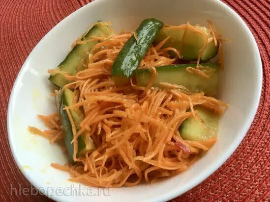 Корейская морковка с огурцами