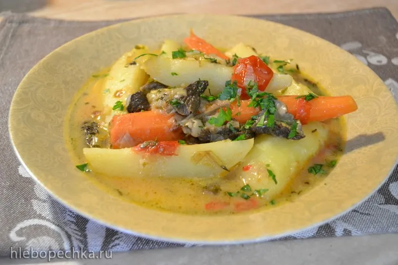 Густой картофельный суп на кокосовом молоке, со сморчками