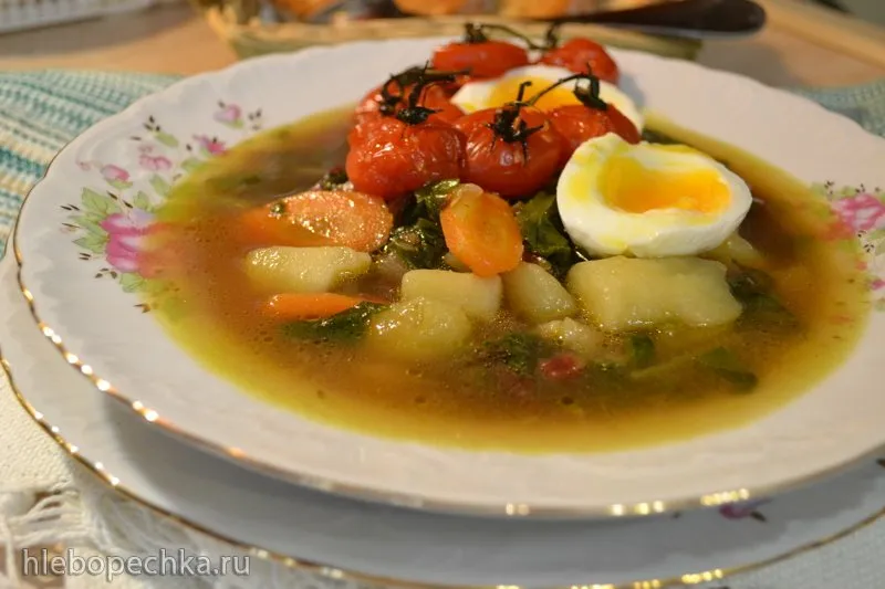 Зеленые щи с мангольдом и черемшой