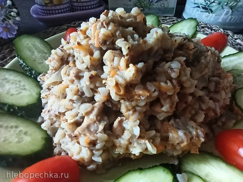 Гречка с курицей в сливочно-чесночном соусе (+видео)