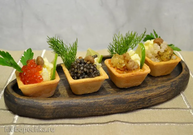 Икорный квартет (икра красная, черная, морского ежа, улитки с печенью)