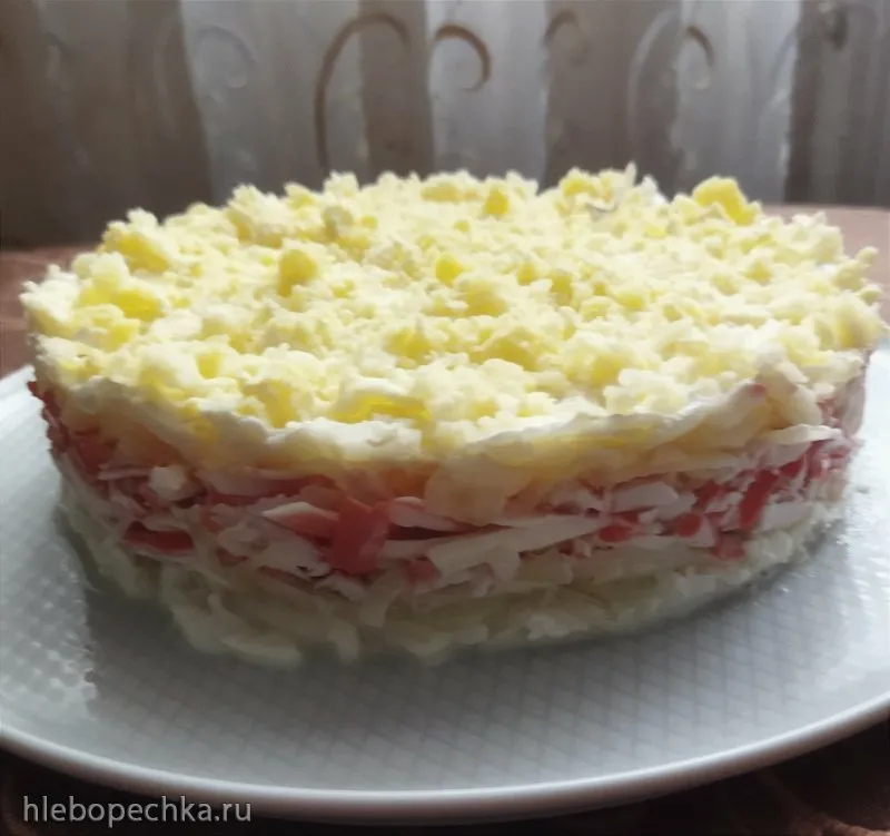 Салат с крабовыми палочками Нежный»