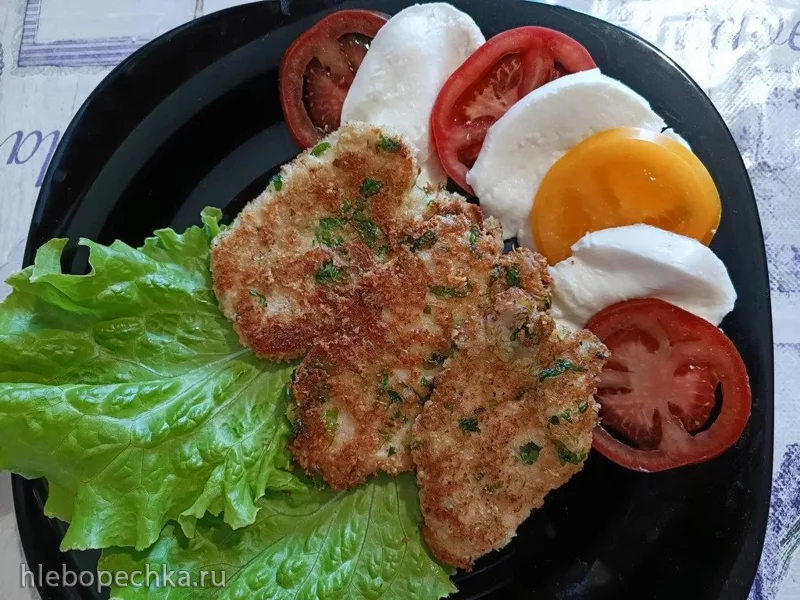 Куриная грудка в хрустящей корочке с зеленью