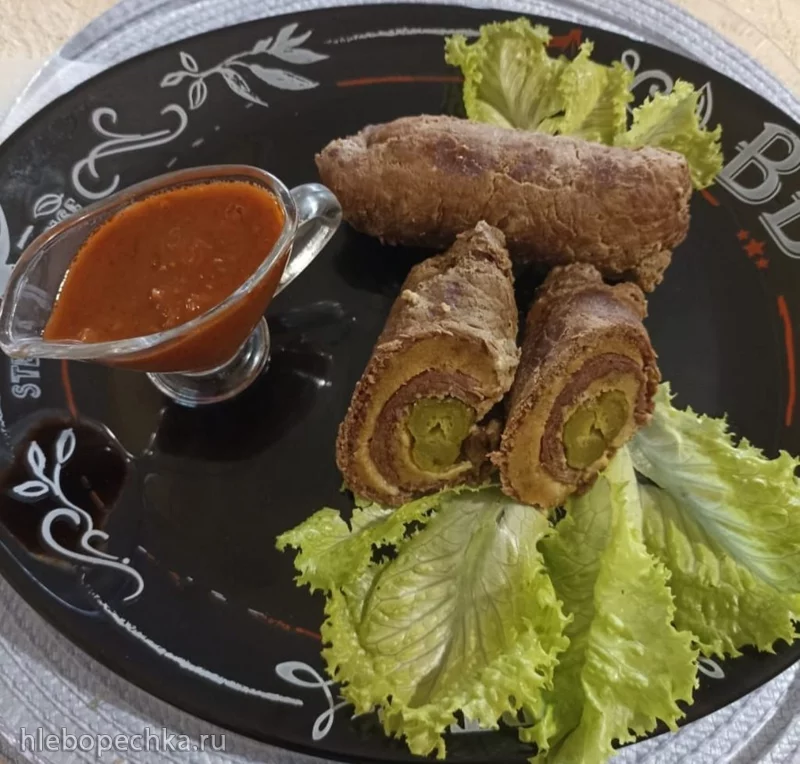 Говяжьи рулады с бургундским соусом