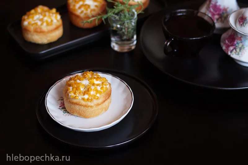 Популярный японский хлеб с кукурузой и майонезом