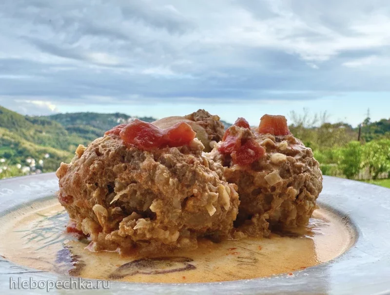 Голубцы ленивые и перцы фаршированные в одной кастрюле
