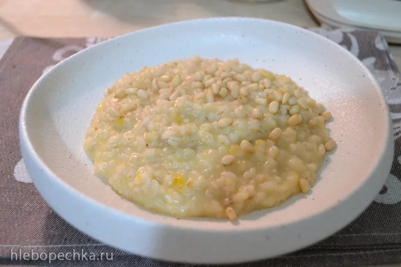 Каша из измельченного ячменя (перловой крупы)