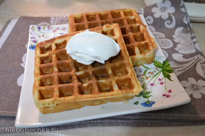 Очень яблочные вафли