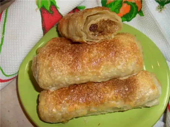 Слоеные трубочки с орехами