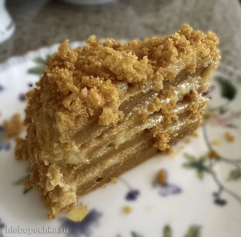 Торт морковный постный с манкой, корицей, кардамоном и мускатным орехом