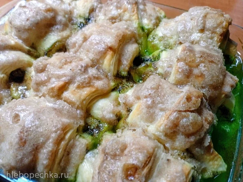 Булочки с яблоком и грушей в лимонаде «Тархун»