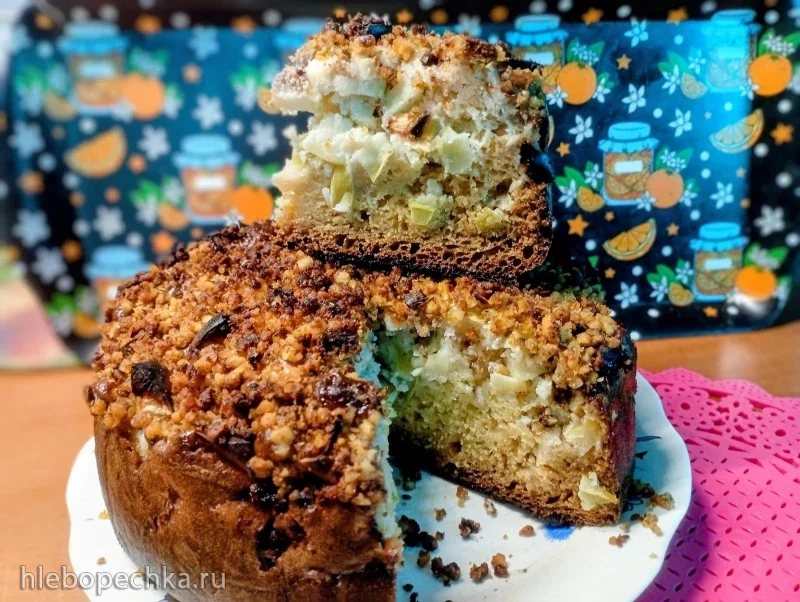 Бисквитный пирог с яблоками