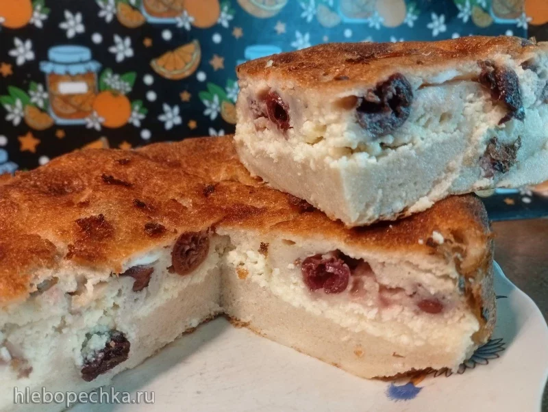 Быстрый пирог с творогом и вишней на кукурузном крахмале