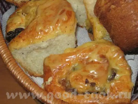 Плюшки с изюмом