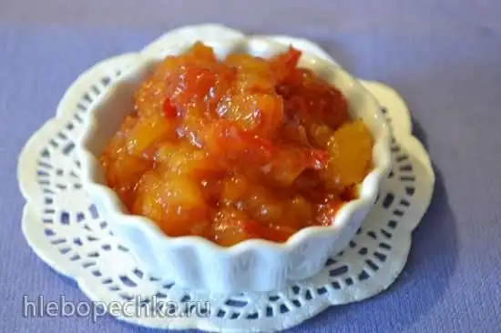 Чатни из персиков, томатов и кураги