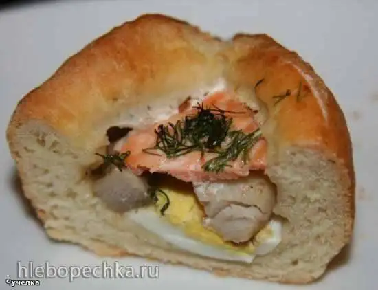 Расстегаи с щукой и лососем