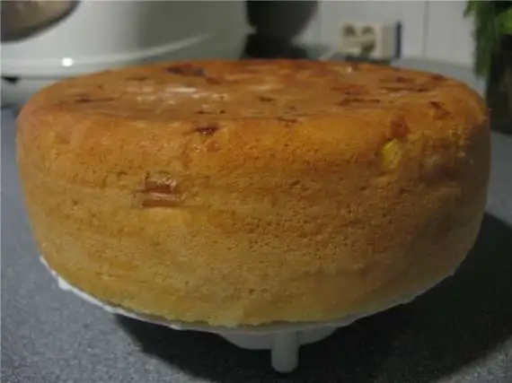Шарлотка с апельсинами и персиками